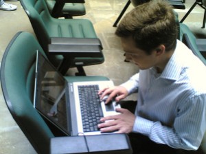 Los ciudadanos se informan en la Red